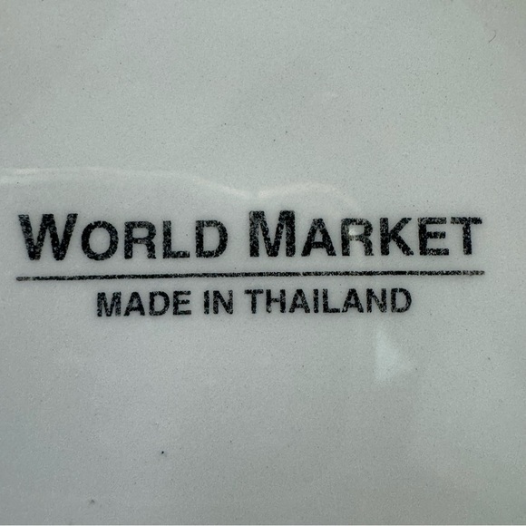 World Market one 8.25”  Plate- Thailand - purple with red strawberries - Picture 5 of 6